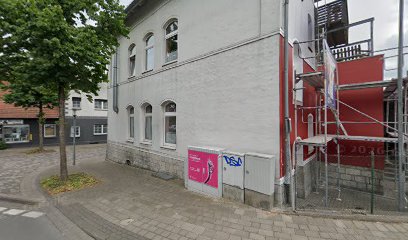 Karin Warias