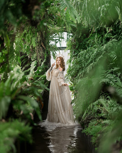 Claudia Ivens Photography