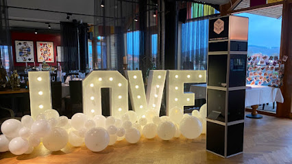 Fotobox-ONE / PhotoBooth Verleih & Vermietung Krefeld, Mönchengladbach, Düsseldorf