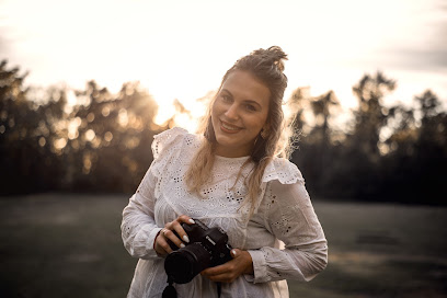 Melina Lewe Photography