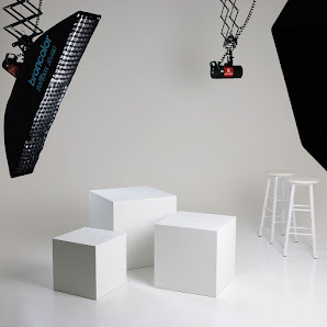 Rubrum Studio - Fotostudio zum Mieten / Foto-Mietstudio – Bild 2