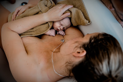 Miriam Allermann | Babyfotografie, Geburtsfotografin & Portraits