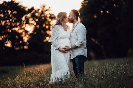Viktor Mut Fotograf - Hochzeit, Babybauch, Schwangerschaft,Newborn – Bild 2