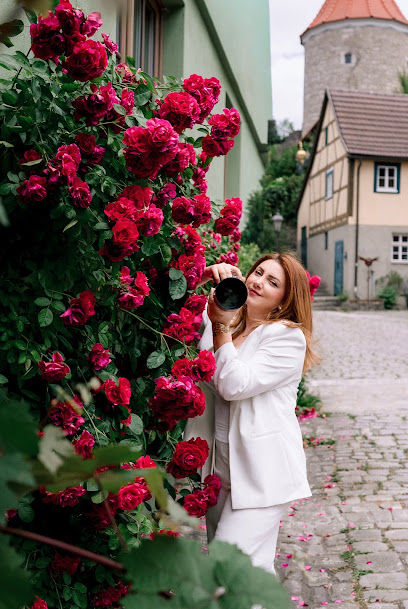 Anna Saribekyan – Hochzeitsfotografin