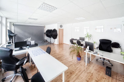 whitedesk