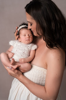 Anna Reichert Babyfotografie Schwangerschaft Familien Fotografie Newborn Fotograf Newbornfotoshooting Babyfotoshooting – Bild 4