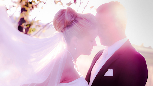 Tom River Photography - Hochzeitsfotograf und Portraitfotografie Miltenberg Frankfurt Aschaffenburg – Bild 3