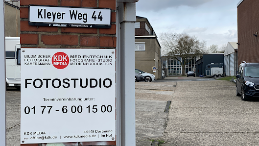 KDK FOTOSTUDIO - Passbilder + Bewerbungsfotos – Bild 2