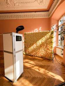 Fotospiegel, KI - Fotobox, Magic Mirror mieten in Berlin & Brandenburg – Bild 6