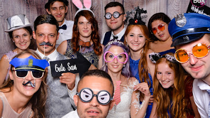 Buidl-BoX Roding - Die Profi Fotobox für Dein Event (Vermietung Photobooth)
