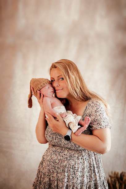 Neugeborenen-und Familienfotografin Melanie Thies