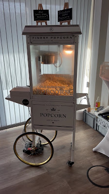 Partyausstattung Störmer - Musikanlage Popcornmaschine Fotobox Audio Gästebuch Beamer Bierzeltgarnitur Pavillons Partyzelte – Bild 4