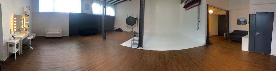 Sabrina Zeuge - Fotostudio für moderne Fotografie – Bild 3