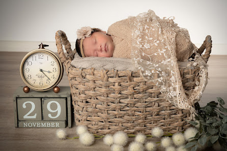 Romy Scheck Fotografie - Babybauch- und Newbornshooting – Bild 2