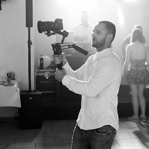 Clip-Video Videograf/Fotograf – Bild 2