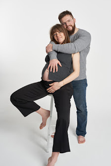 yustu - Selbstportrait Fotostudio – Bild 3