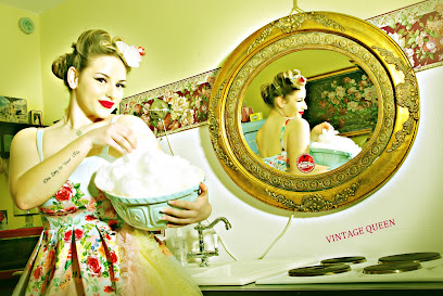 Vintage Queen Historisches Fotostudio Wolfsburg