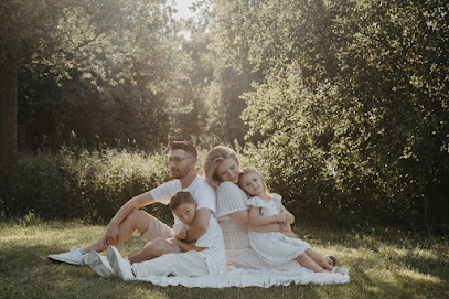 Lace & Love Photography