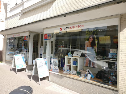 FOTO ROBINSON